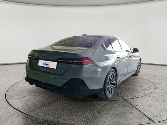 BMW 5 Series 520i 2024 