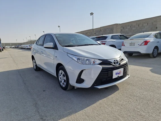 Toyota Yaris  Y FLT 2022 