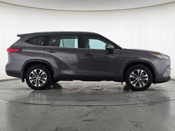 تويوتا هايلاندر GLE 2023 