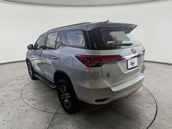 تويوتا فورتشنر VX 2023 دبل