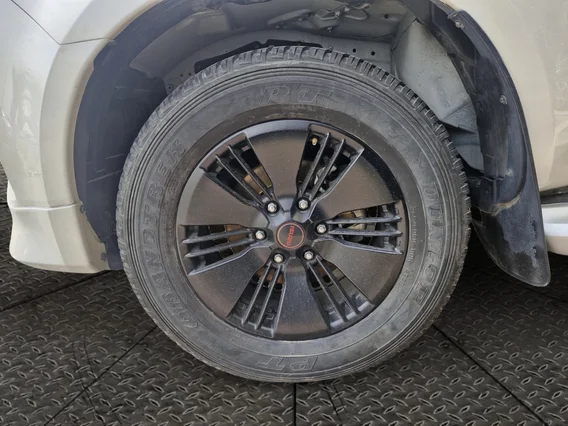 ايسوزو دي ماكس GT 2023 