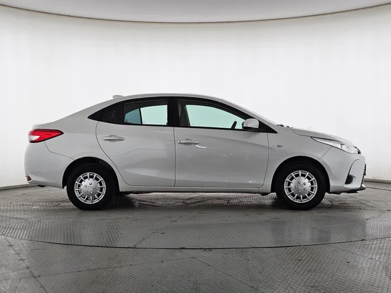 تويوتا يارس Y 2021 