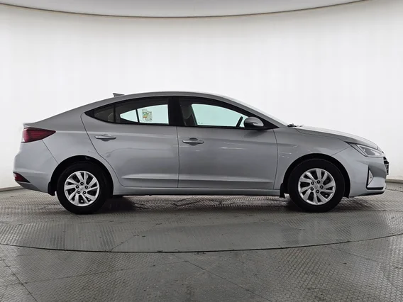 Hyundai Elantra GL 2020 