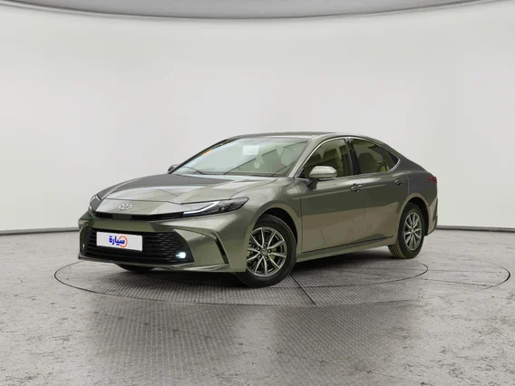 تويوتا كامري E HEV 2026 