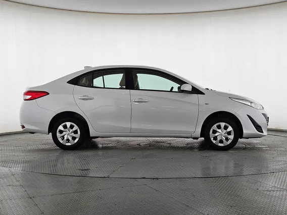 Toyota Yaris  Y 2020 