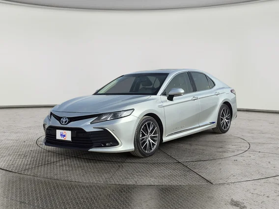 تويوتا كامري GLE HEV  2022 