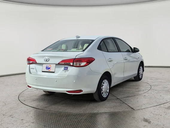 تويوتا يارس Y 2022 