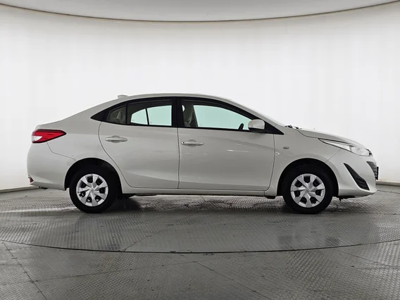 تويوتا يارس Y 2020 