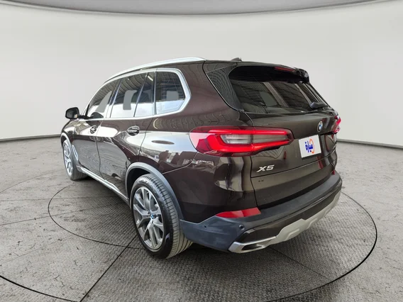 بي ام دبليو الفئة اكس 5 xDrive 40i 2023 