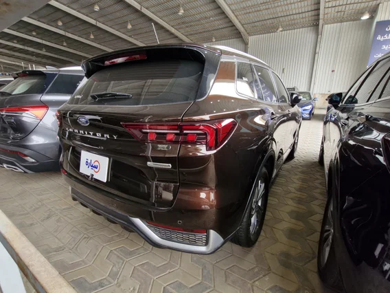 فورد تريتوري ترند 2024 