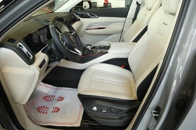 Hongqi HS3 Flagship 2025 دبل