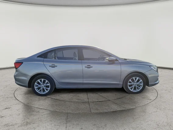 ام جي 5 COM 2022 