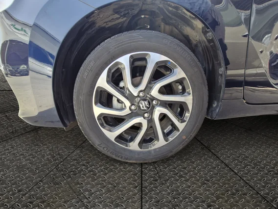 Suzuki Baleno GLX 2024 