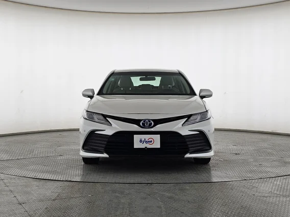 تويوتا كامري LE HEV 2022 
