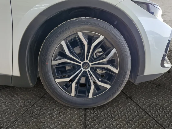 Toyota Crown Premium 2023 