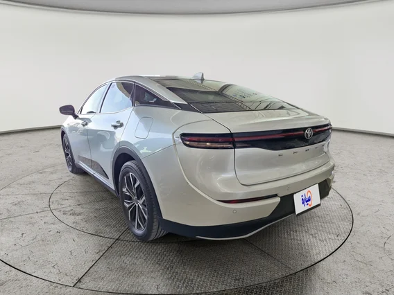 Toyota Crown Premium 2023 