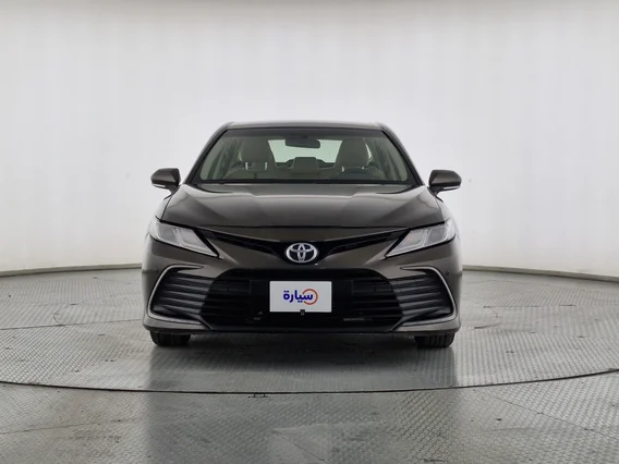 تويوتا كامري LE 2023 