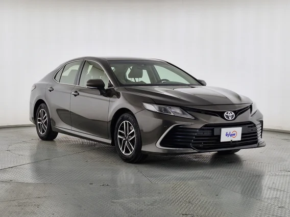 تويوتا كامري LE 2023 