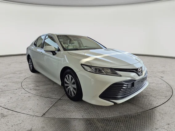 تويوتا كامري LE STD 2020 