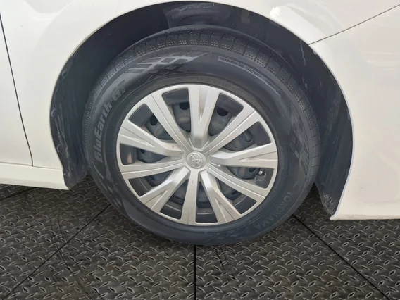 تويوتا كامري LE STD 2020 