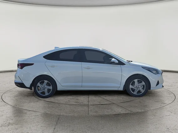 Hyundai Accent Mid 2023 