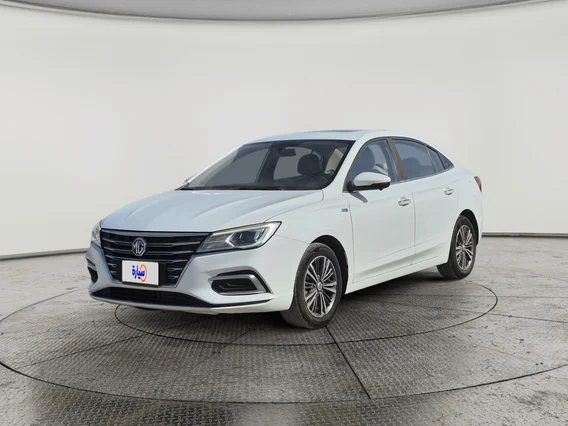 ام جي 5 LUX 2023 