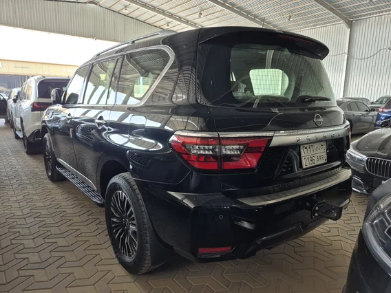 Nissan Patrol Platinum 2023 دبل
