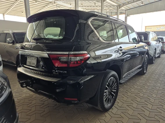 Nissan Patrol Platinum 2023 دبل