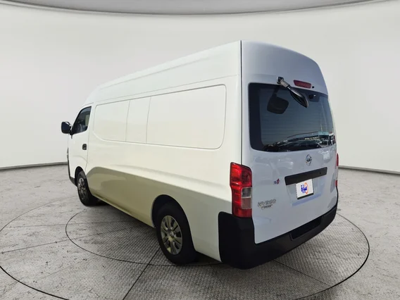 نيسان باص اورفان NV350 2020 