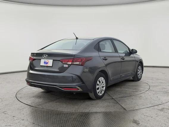 هيونداي اكسنت سمارت 2023 