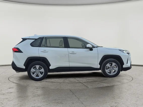 Toyota RAV4 LE 2023 