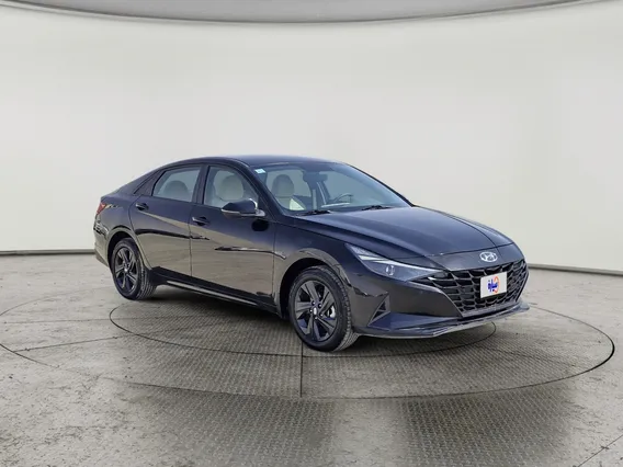 Hyundai Elantra Smart 2023 