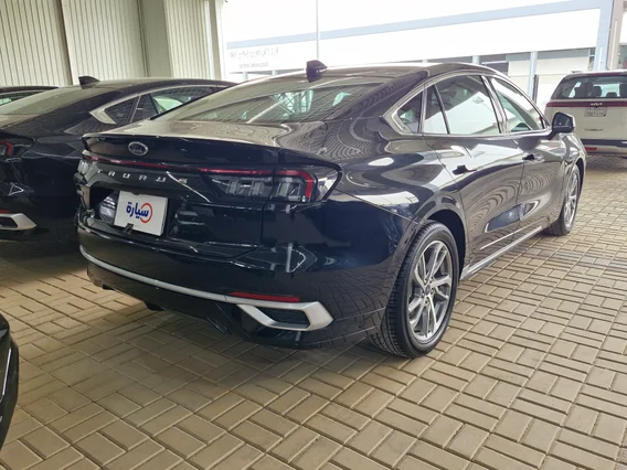 Ford Taurus Trend 2024 