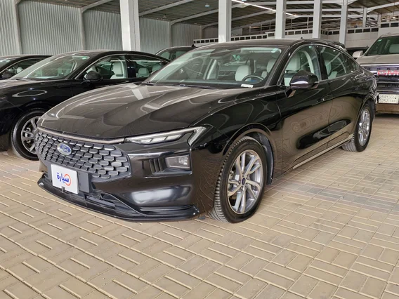 Ford Taurus Trend 2024 