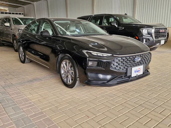 Ford Taurus Trend 2024 