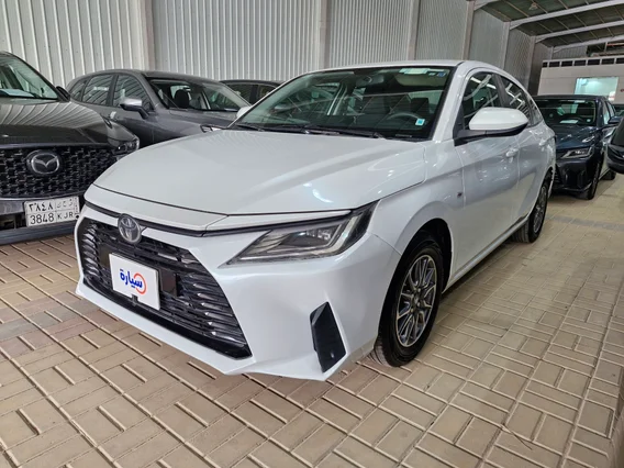 Toyota Yaris  Y 2023 