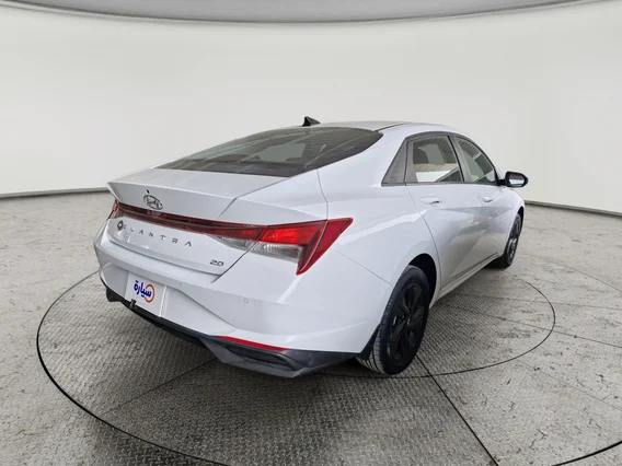 Hyundai Elantra Smart 2023 
