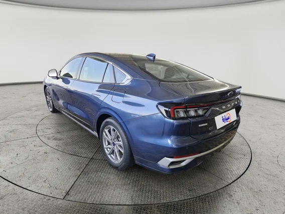 Ford Taurus Trend 2023 
