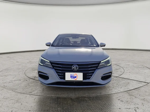 ام جي 5 LUX 2023 