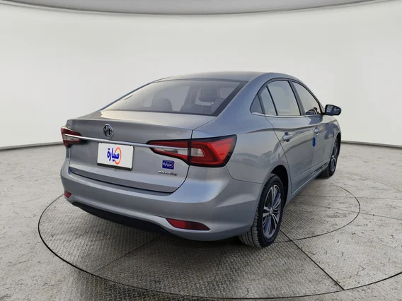 ام جي 5 LUX 2023 