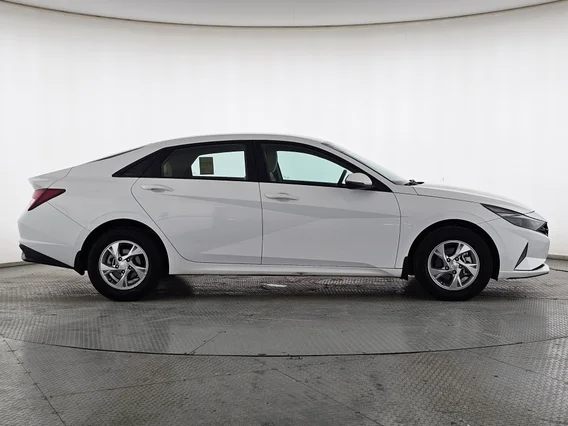 Hyundai Elantra Fleet 2021 
