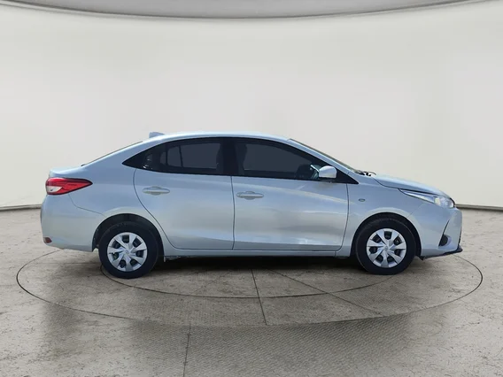 تويوتا يارس Y 2022 