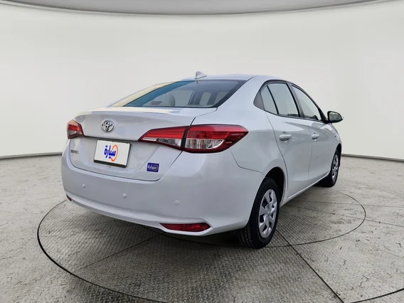 تويوتا يارس Y 2022 