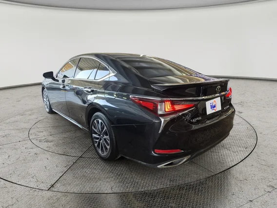 Lexus ES 350 2023 