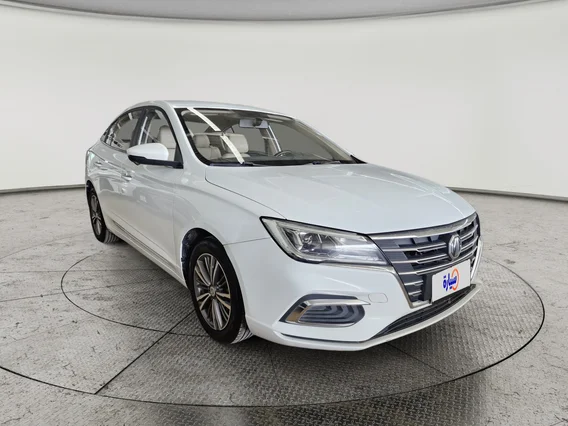 ام جي 5 LUX 2023 