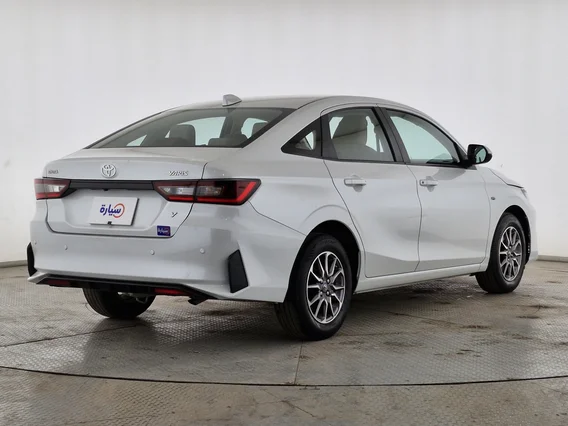تويوتا يارس Y 2023 