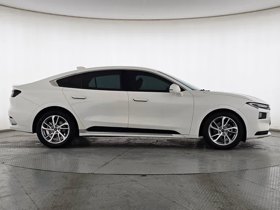 فورد تورس ترند 2023 