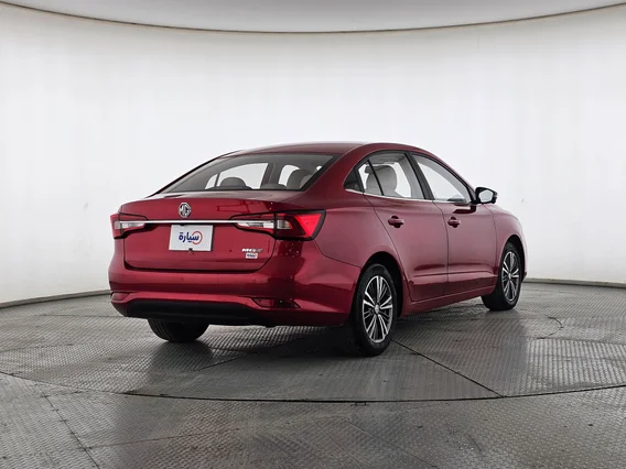 ام جي 5 LUX 2023 