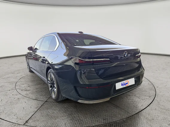 BMW 7 Series 735i 2023 