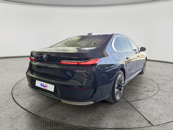 BMW 7 Series 735i 2023 